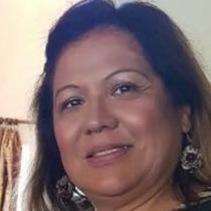 Meet your Posher, Elaine